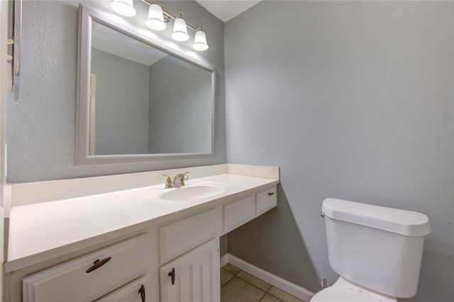 2110 Wilcrest Drive 140, Houston, TX 77042