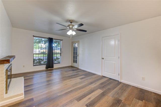 2110 Wilcrest Drive 140, Houston, TX 77042