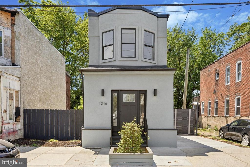 1216 SHERIDAN ST, Camden, NJ 08104