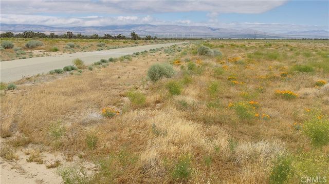 25 3258-021-025 - 150 W Avenue C-8, Lancaster, CA 93536
