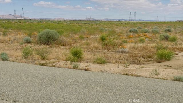 25 3258-021-025 - 150 W Avenue C-8, Lancaster, CA 93536