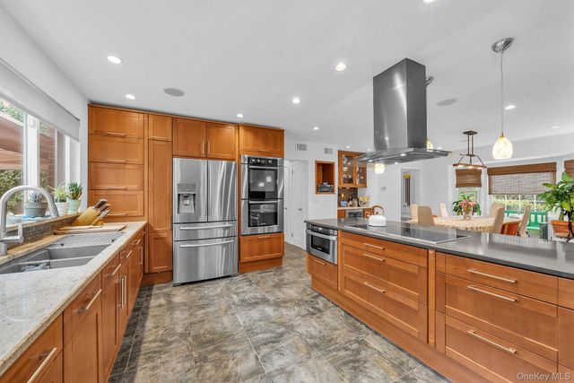 863 Richmond Road, East Meadow, NY 11554