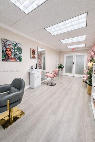 2100 E Hallandale Beach Blvd, Hallandale Beach, FL 33009