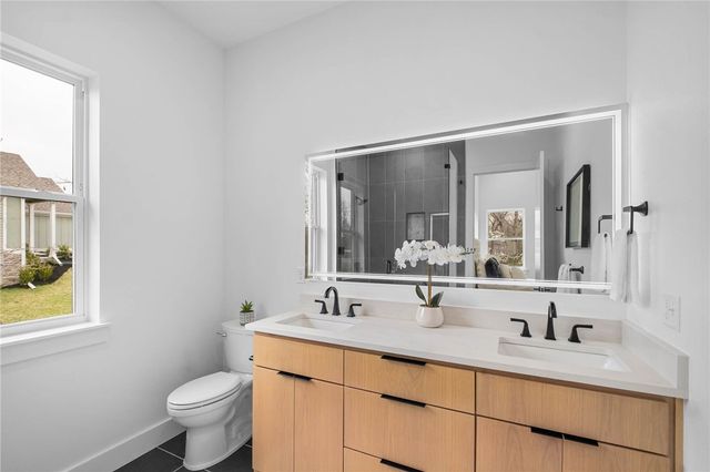 14 Ruthwell Drive, Bella Vista, AR 72715