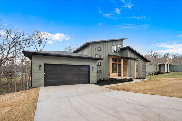 14 Ruthwell Drive, Bella Vista, AR 72715