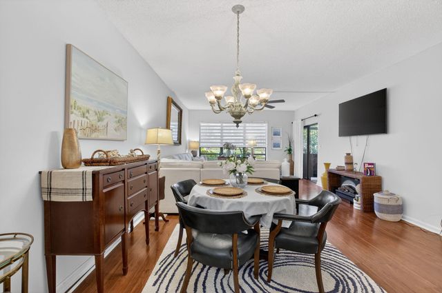 900 Greensward Lane G110, Delray Beach, FL 33445