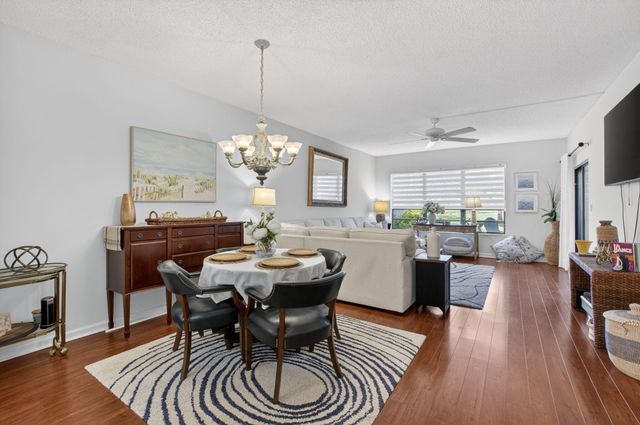 900 Greensward Lane G110, Delray Beach, FL 33445