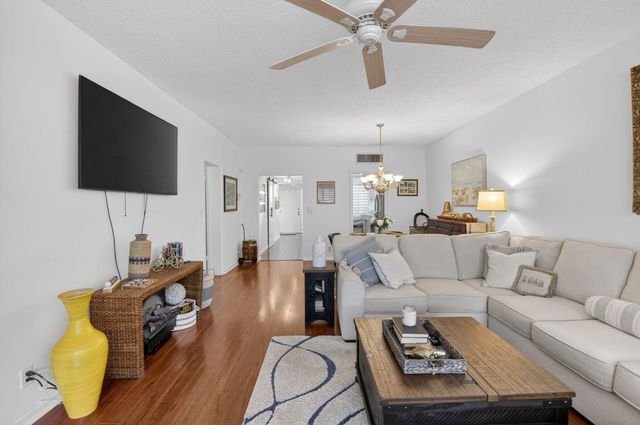900 Greensward Lane G110, Delray Beach, FL 33445