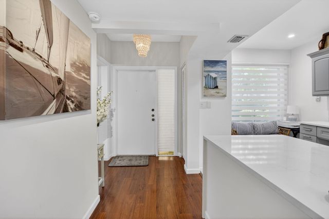 900 Greensward Lane G110, Delray Beach, FL 33445