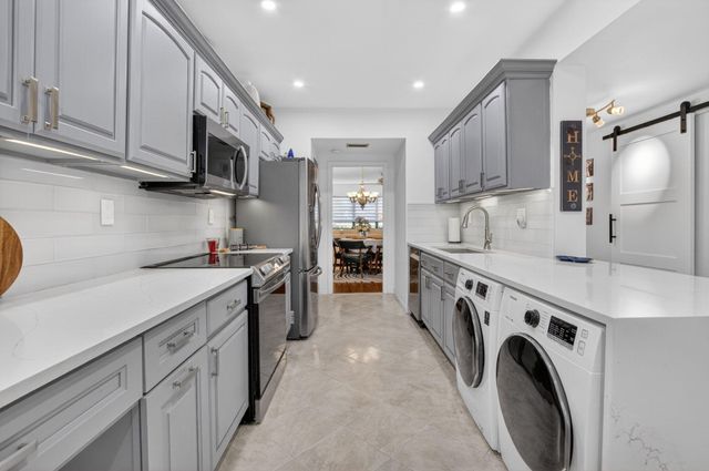 900 Greensward Lane G110, Delray Beach, FL 33445