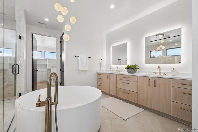 5135 S Kearney Court, Greenwood Village, CO 80111