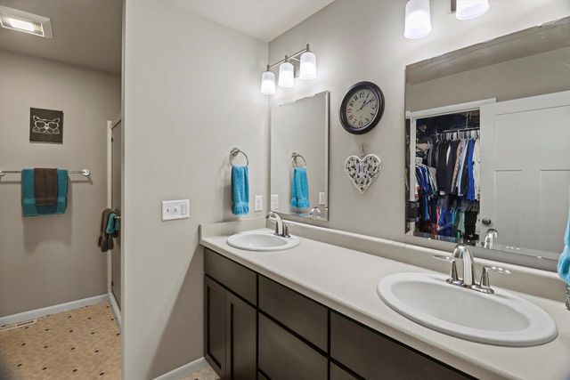 125 Crooked Tree Drive, Deforest, WI 53532