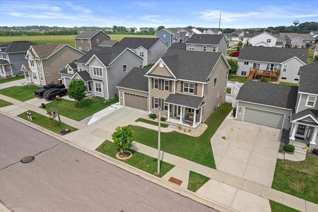 125 Crooked Tree Drive, Deforest, WI 53532
