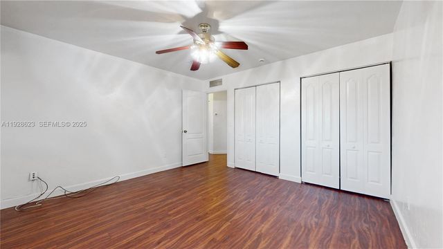 15755 SW 92nd Ave, Palmetto Bay, FL 33157