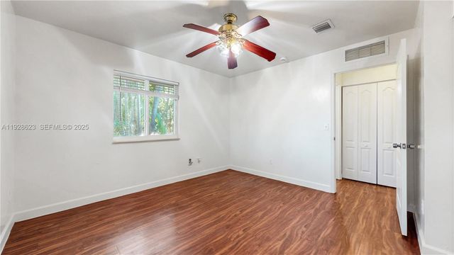 15755 SW 92nd Ave, Palmetto Bay, FL 33157