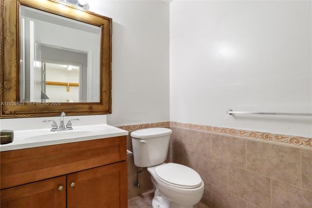 15755 SW 92nd Ave, Palmetto Bay, FL 33157