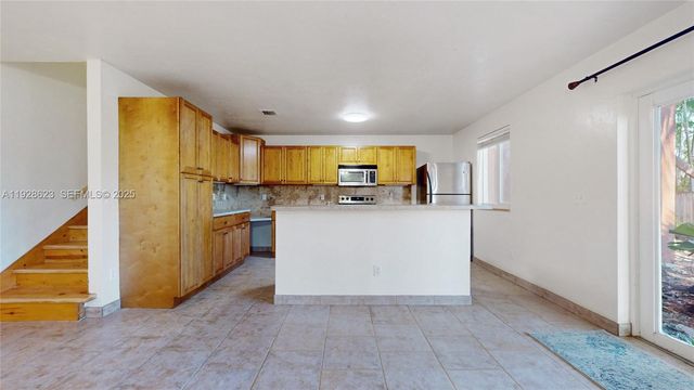 15755 SW 92nd Ave, Palmetto Bay, FL 33157