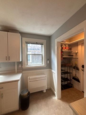 16 Sunset Rd 1, Watertown, MA 02472
