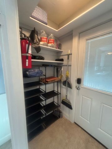 16 Sunset Rd 1, Watertown, MA 02472