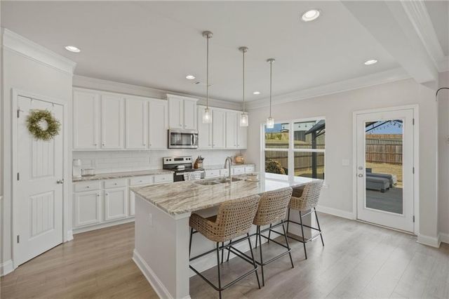 1006 Mallard Point, Hoschton, GA 30548