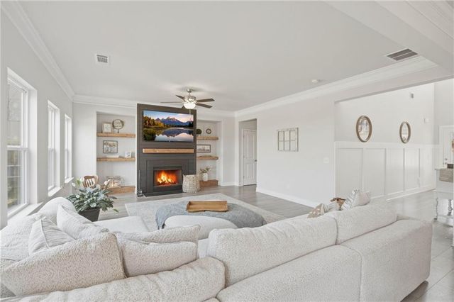 1006 Mallard Point, Hoschton, GA 30548