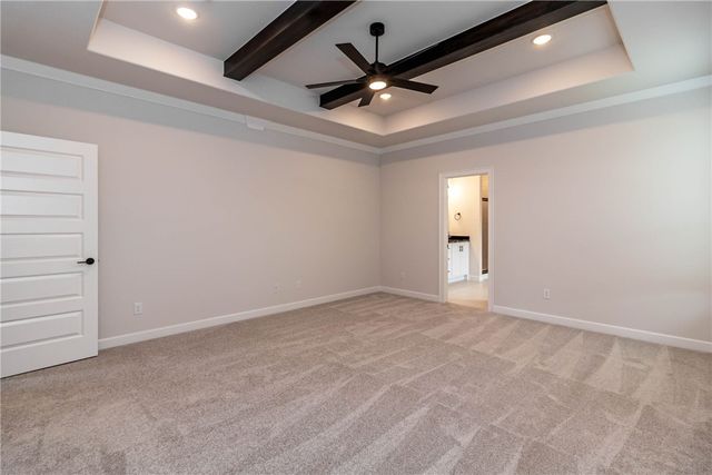 363 N Mantegani Road, Tontitown, AR 72762