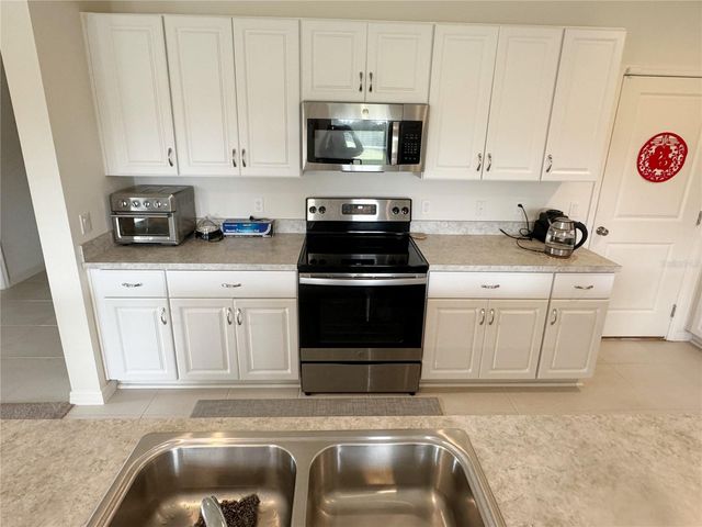 583 BLACK EAGLE DRIVE, Groveland, FL 34736