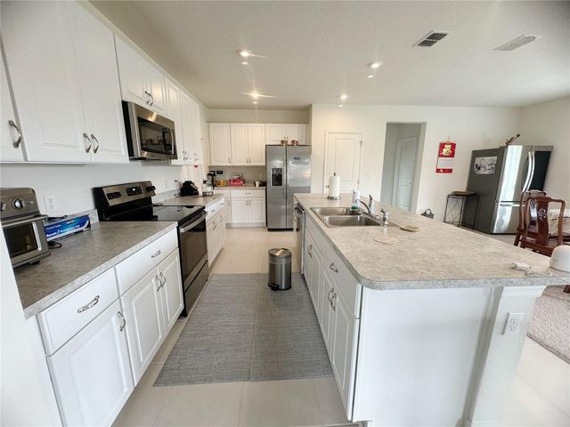 583 BLACK EAGLE DRIVE, Groveland, FL 34736