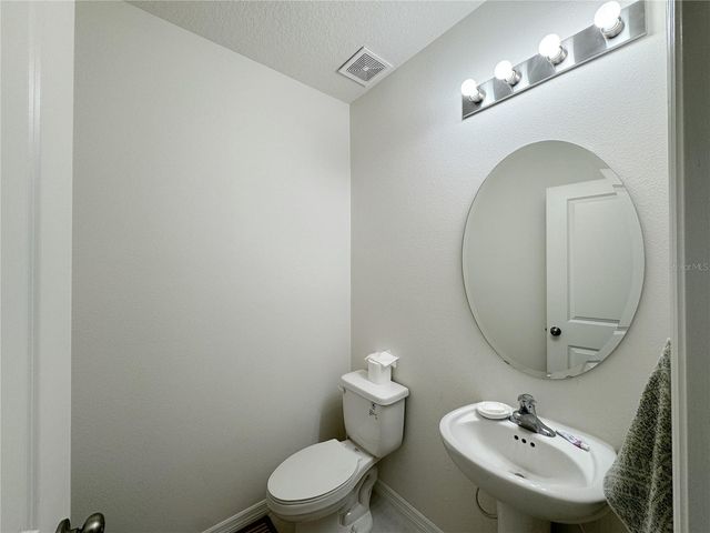 583 BLACK EAGLE DRIVE, Groveland, FL 34736