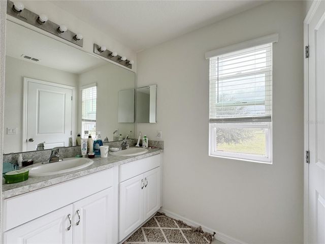 583 BLACK EAGLE DRIVE, Groveland, FL 34736