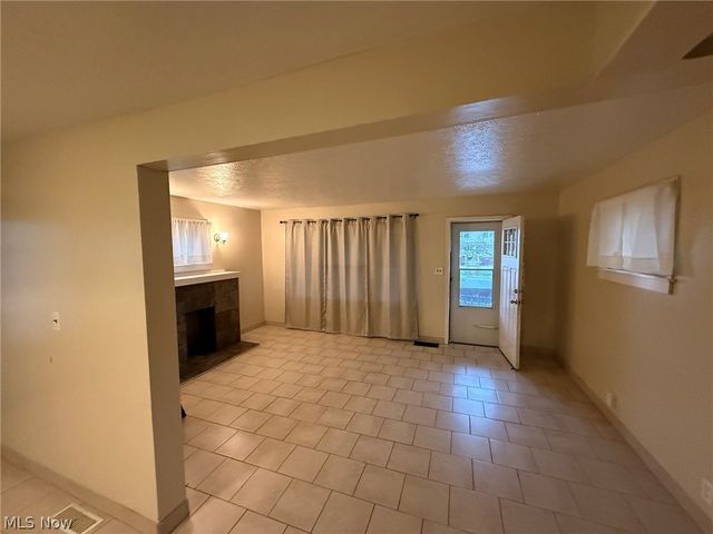 1215 Dueber Avenue SW, Canton, OH 44706