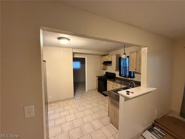1215 Dueber Avenue SW, Canton, OH 44706