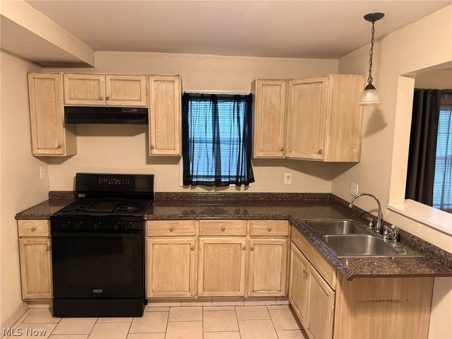 1215 Dueber Avenue SW, Canton, OH 44706