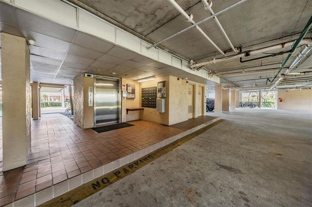 2700 BAYSHORE BOULEVARD 9402, Dunedin, FL 34698