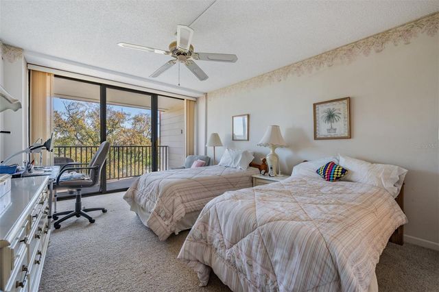 2700 BAYSHORE BOULEVARD 9402, Dunedin, FL 34698