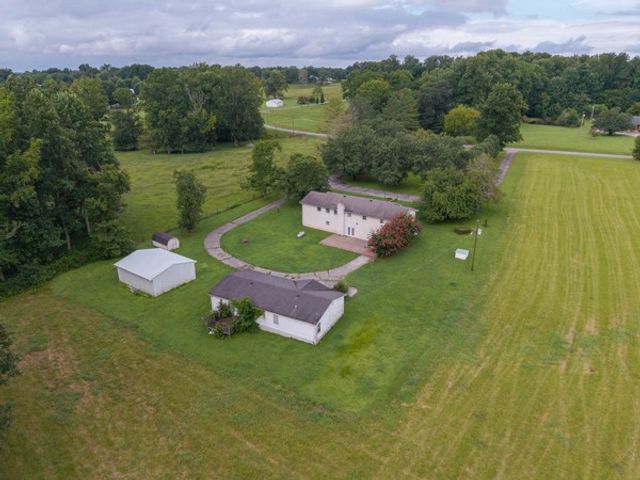 502 Corders Crossroads Rd, Fayetteville, TN 37334