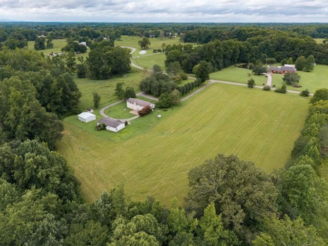 502 Corders Crossroads Rd, Fayetteville, TN 37334
