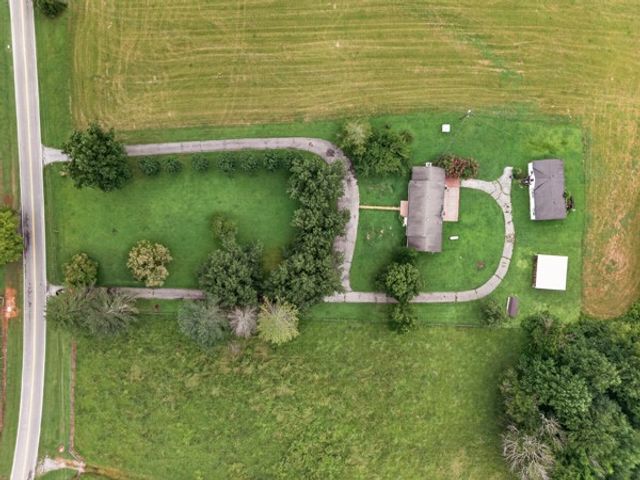 502 Corders Crossroads Rd, Fayetteville, TN 37334