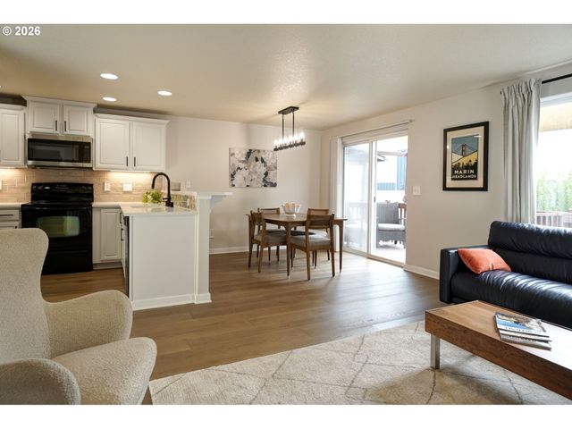 7041 Ne 55TH St, Vancouver, WA 98661