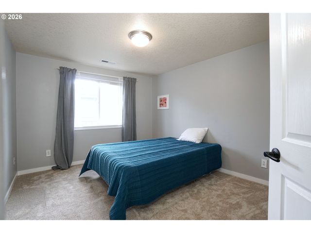 7041 Ne 55TH St, Vancouver, WA 98661