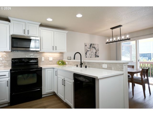 7041 Ne 55TH St, Vancouver, WA 98661