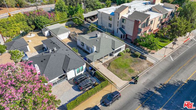 4532 Tujunga Avenue, North Hollywood, CA 91602