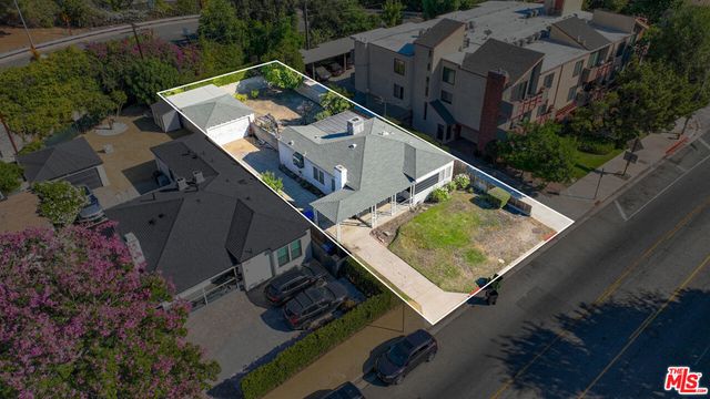 4532 Tujunga Avenue, North Hollywood, CA 91602