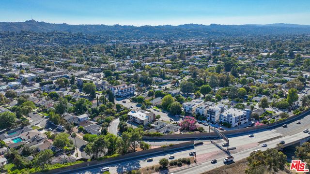 4532 Tujunga Avenue, North Hollywood, CA 91602