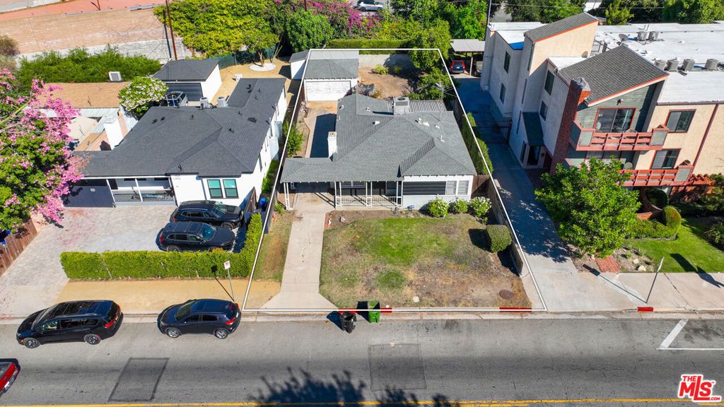 4532 Tujunga Avenue, North Hollywood, CA 91602