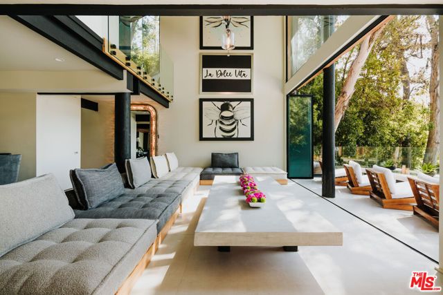 1509 Amalfi Drive, Pacific Palisades (los Angeles), CA 90272