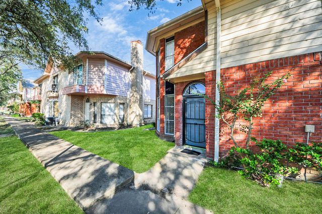 13620 Rosewood Street 3A, Houston, TX 77083