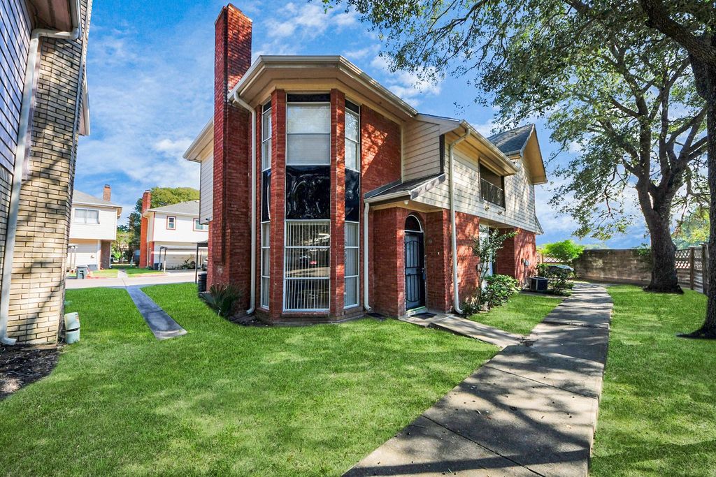13620 Rosewood Street 3A, Houston, TX 77083