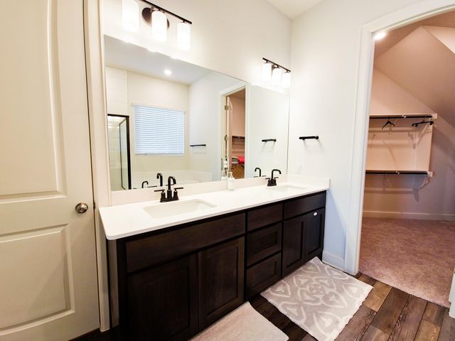 12612 Stanford DR 7, Austin, TX 78748