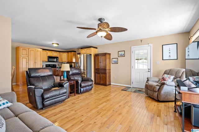 1400 BLACKBERRY STREET N, Pell City, AL 35128